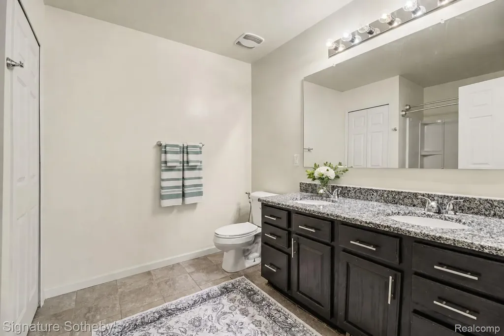 50419 Corey Avenue Chesterfield Township MI 48051