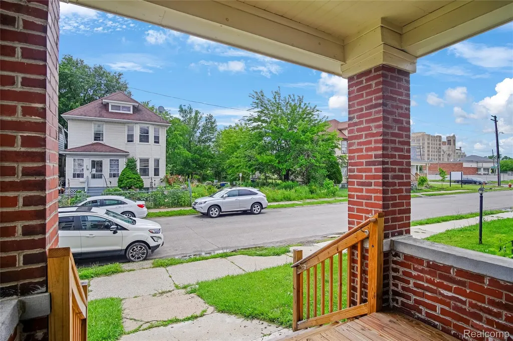 6224 Hecla Street Detroit City MI 48208