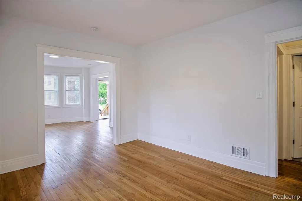6224 Hecla Street Detroit City MI 48208