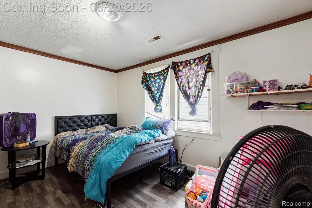 11418 Sobieski Street Hamtramck City MI 48212