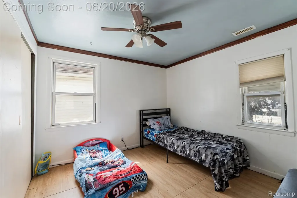 11418 Sobieski Street Hamtramck City MI 48212