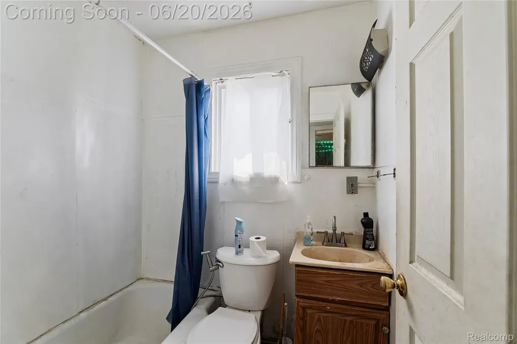 11418 Sobieski Street Hamtramck City MI 48212