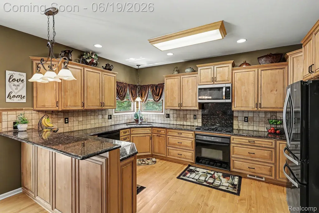 3141 Allison Lane Highland Charter Township MI 48357