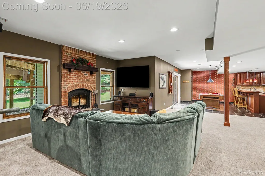 3141 Allison Lane Highland Charter Township MI 48357