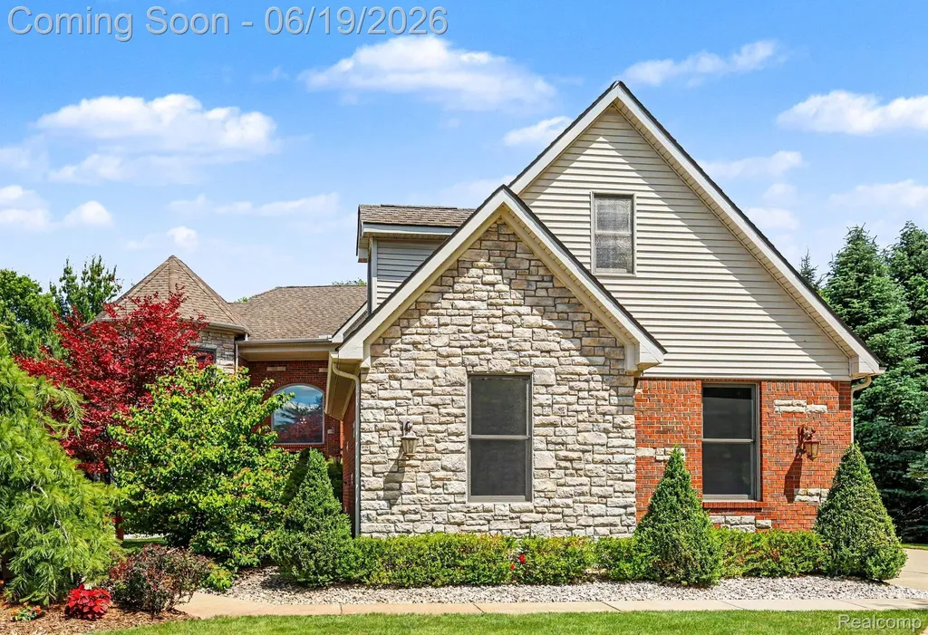 3141 Allison Lane Highland Charter Township MI 48357