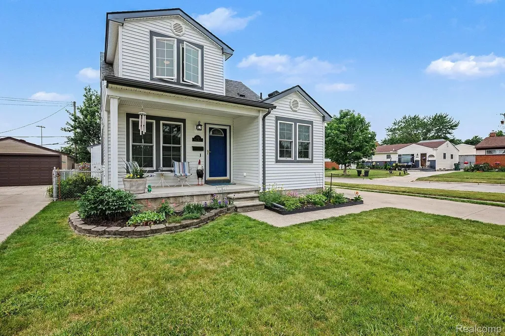 549 Park Drive Clawson City MI 48017