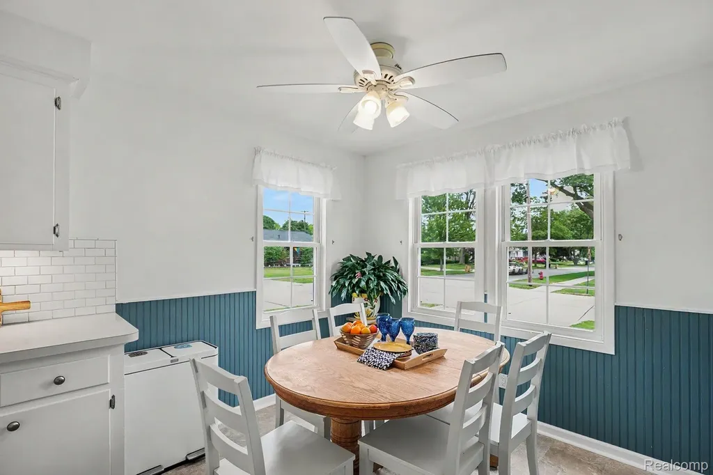 549 Park Drive Clawson City MI 48017