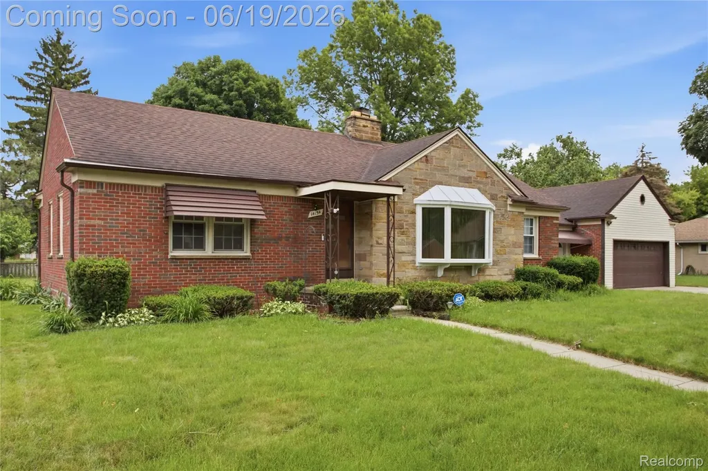 14154 Marion Redford Charter Township MI 48239