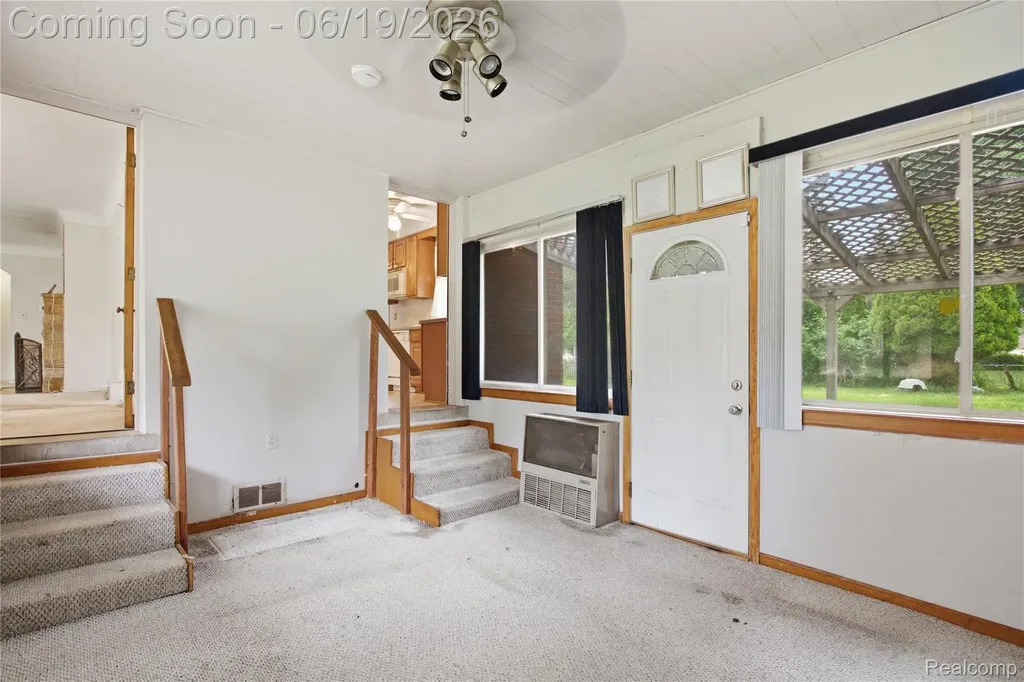 14154 Marion Redford Charter Township MI 48239