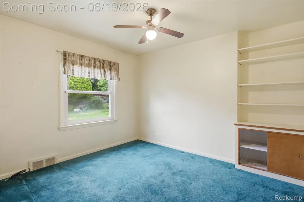 14154 Marion Redford Charter Township MI 48239