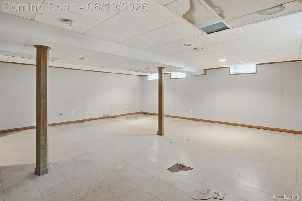14154 Marion Redford Charter Township MI 48239