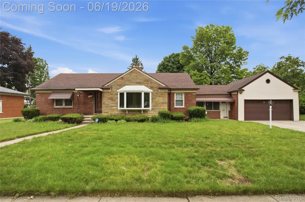 14154 Marion Redford Charter Township MI 48239