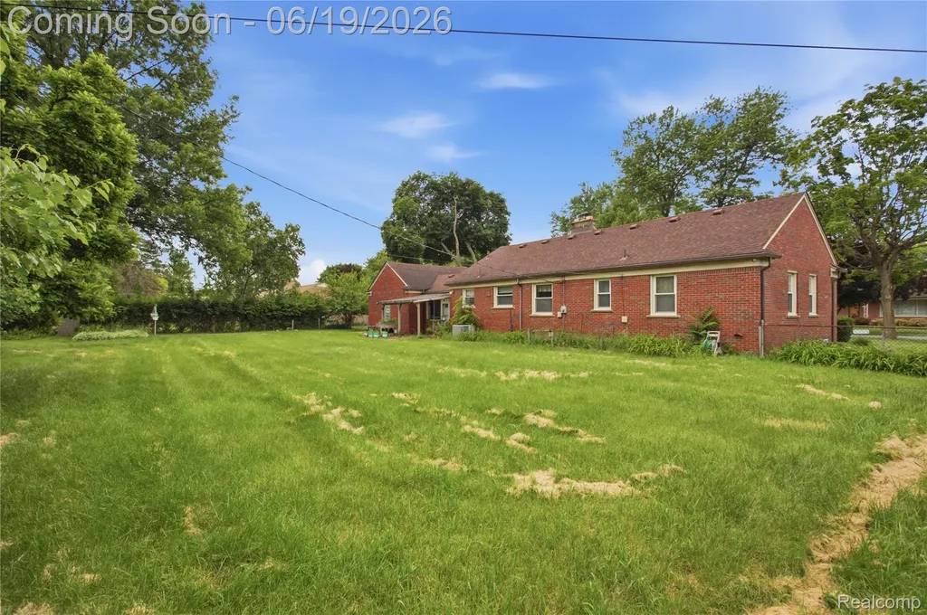 14154 Marion Redford Charter Township MI 48239