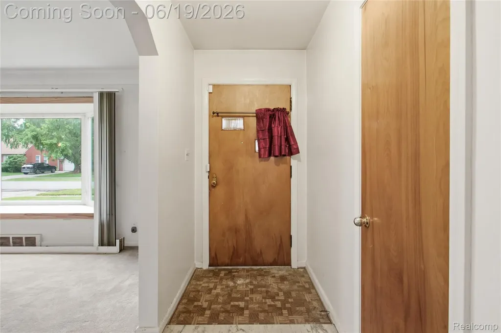 14154 Marion Redford Charter Township MI 48239