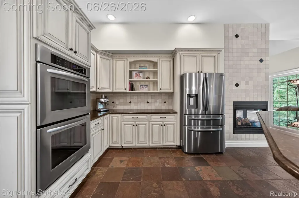 900 Hill Hollow Lane Milford Village MI 48381