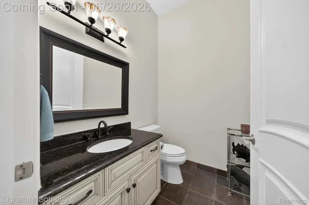 900 Hill Hollow Lane Milford Village MI 48381