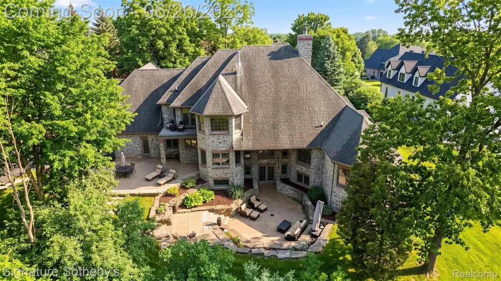 900 Hill Hollow Lane Milford Village MI 48381