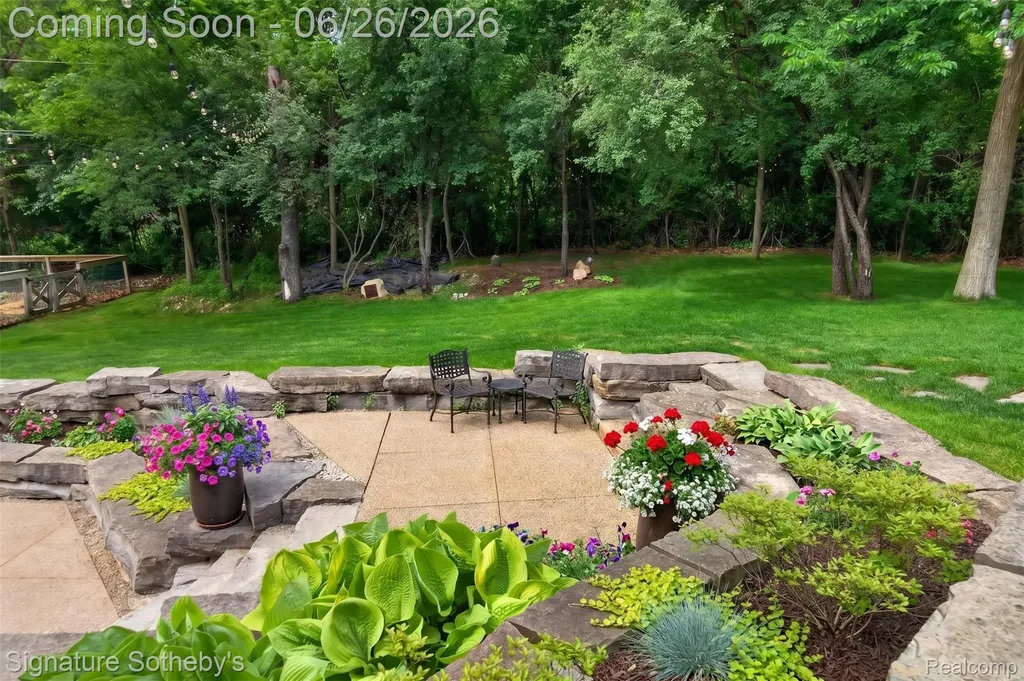 900 Hill Hollow Lane Milford Village MI 48381