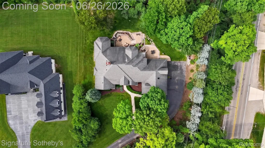 900 Hill Hollow Lane Milford Village MI 48381