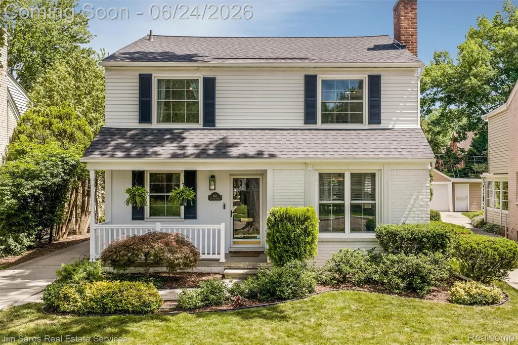 461 Allard Road Grosse Pointe Farms City MI 48236