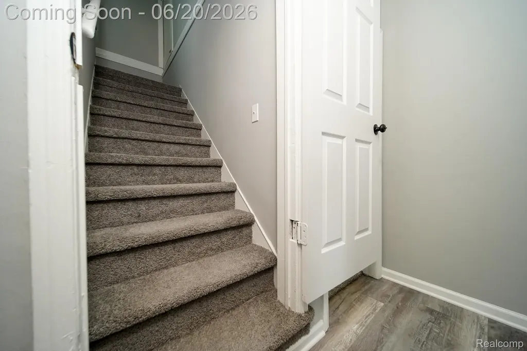 19551 Five Points Street Redford Charter Township MI 48240