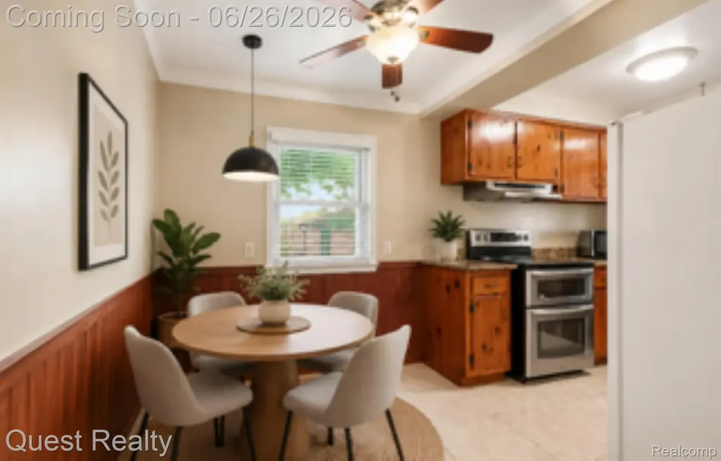 25074 Waldorf Street Roseville City MI 48066