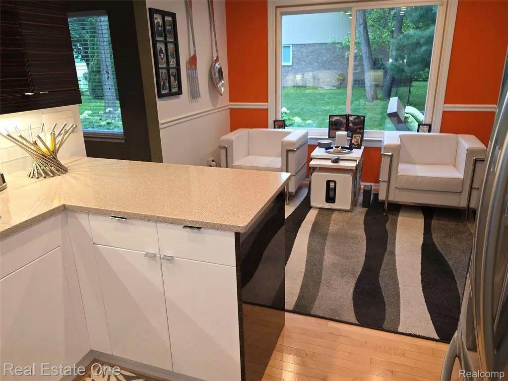 1574 Cardinal Ridge West Bloomfield Charter Township MI 48324