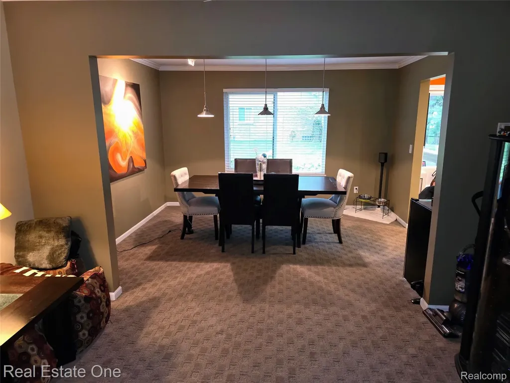 1574 Cardinal Ridge West Bloomfield Charter Township MI 48324