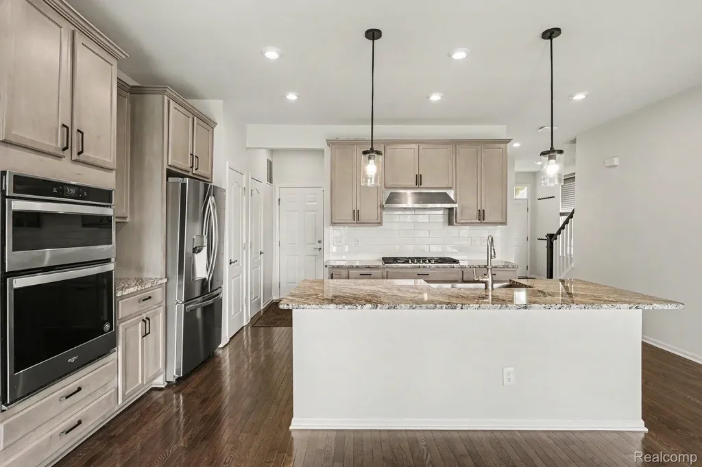 4871 Broomfield Way Orion Charter Township MI 48359