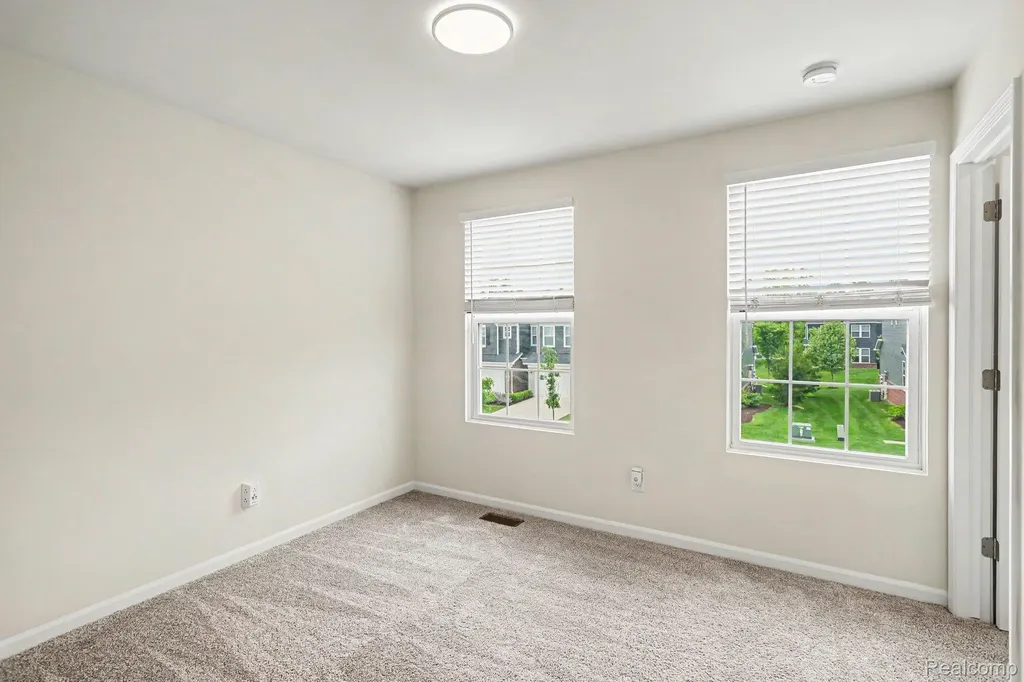 4871 Broomfield Way Orion Charter Township MI 48359