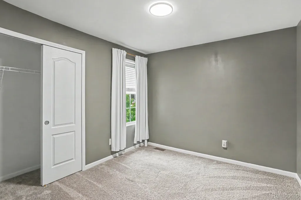 4871 Broomfield Way Orion Charter Township MI 48359