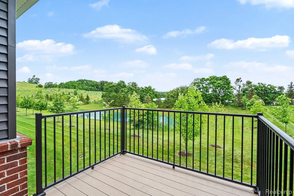 4871 Broomfield Way Orion Charter Township MI 48359