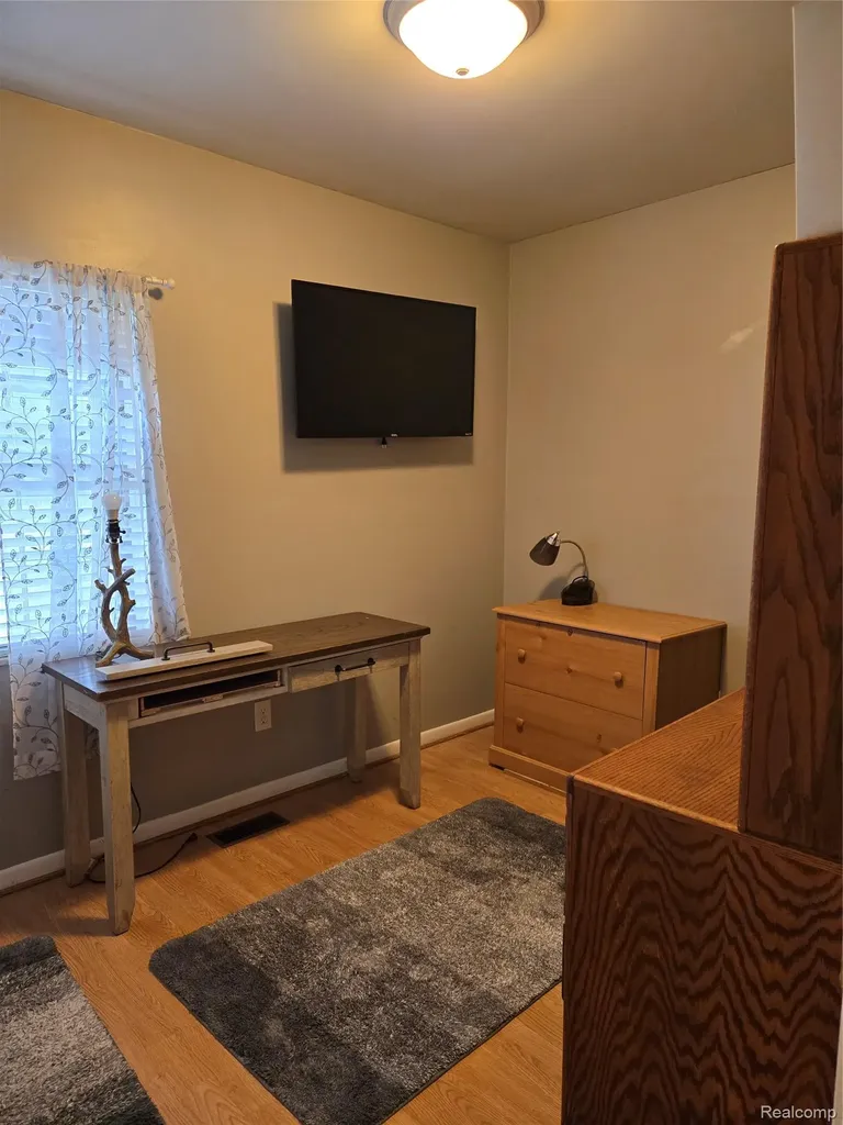3393 Brenthill Drive Grand Blanc Charter Township MI 48439