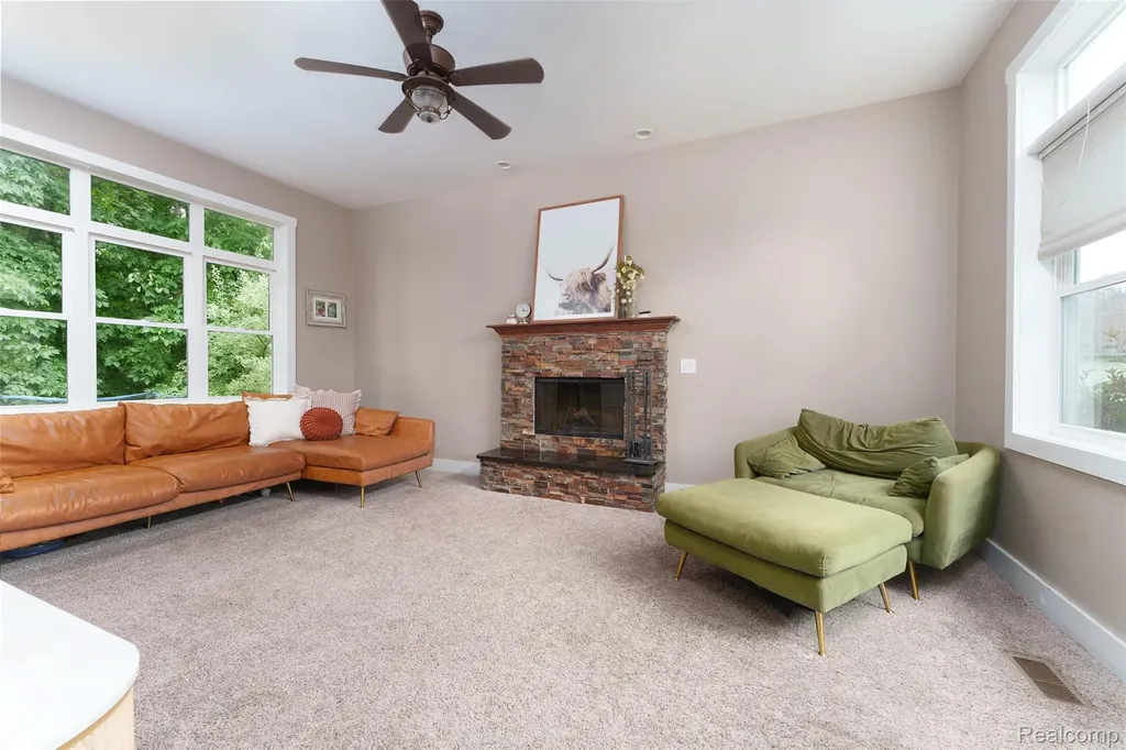 140 Skyline Drive Oceola Township MI 48843