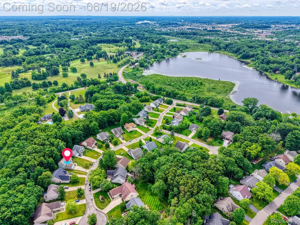 140 Skyline Drive Oceola Township MI 48843