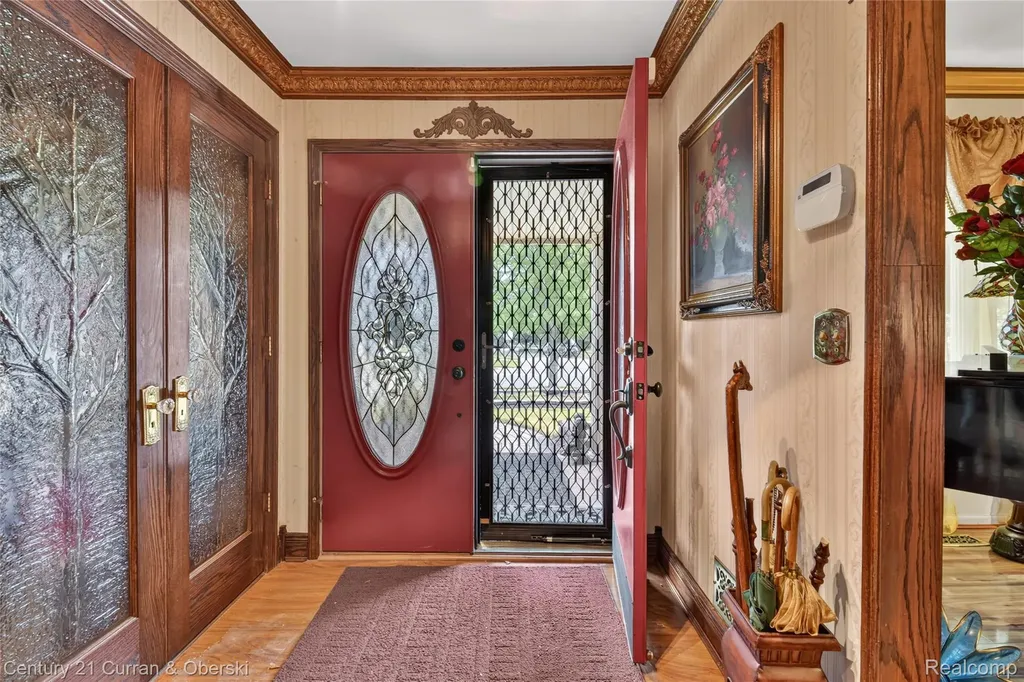 45331 Rector Drive Canton Charter Township MI 48188