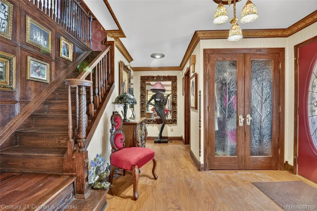 45331 Rector Drive Canton Charter Township MI 48188