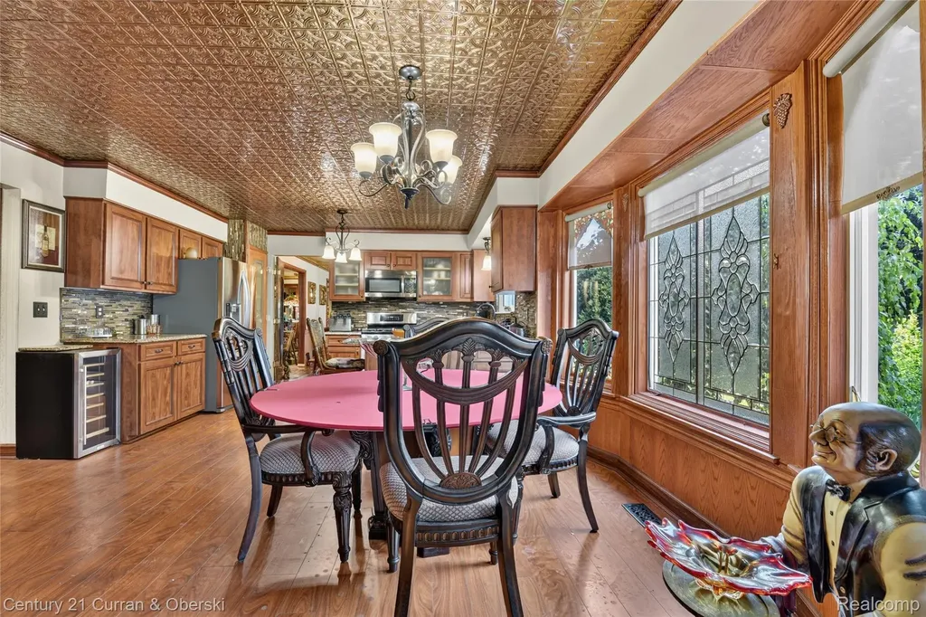45331 Rector Drive Canton Charter Township MI 48188