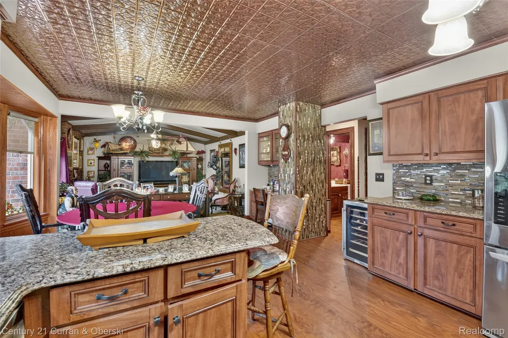 45331 Rector Drive Canton Charter Township MI 48188