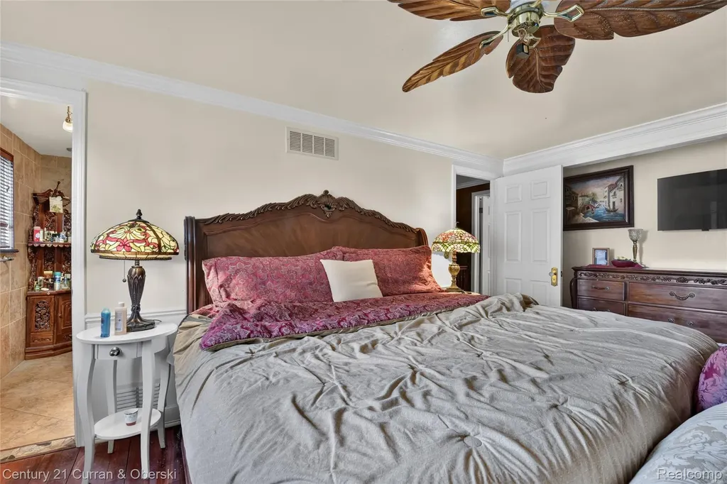 45331 Rector Drive Canton Charter Township MI 48188