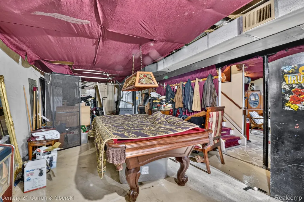 45331 Rector Drive Canton Charter Township MI 48188