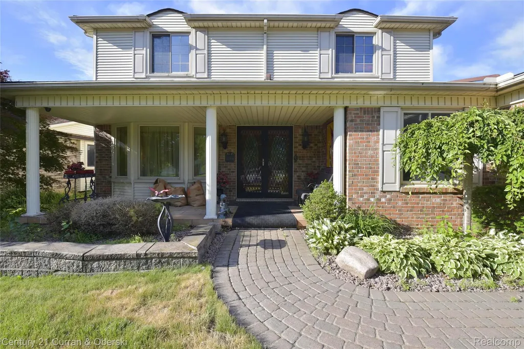45331 Rector Drive Canton Charter Township MI 48188