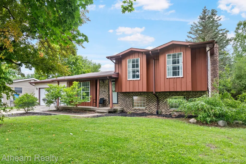 7156 Sharp Road Mundy Township MI 48473