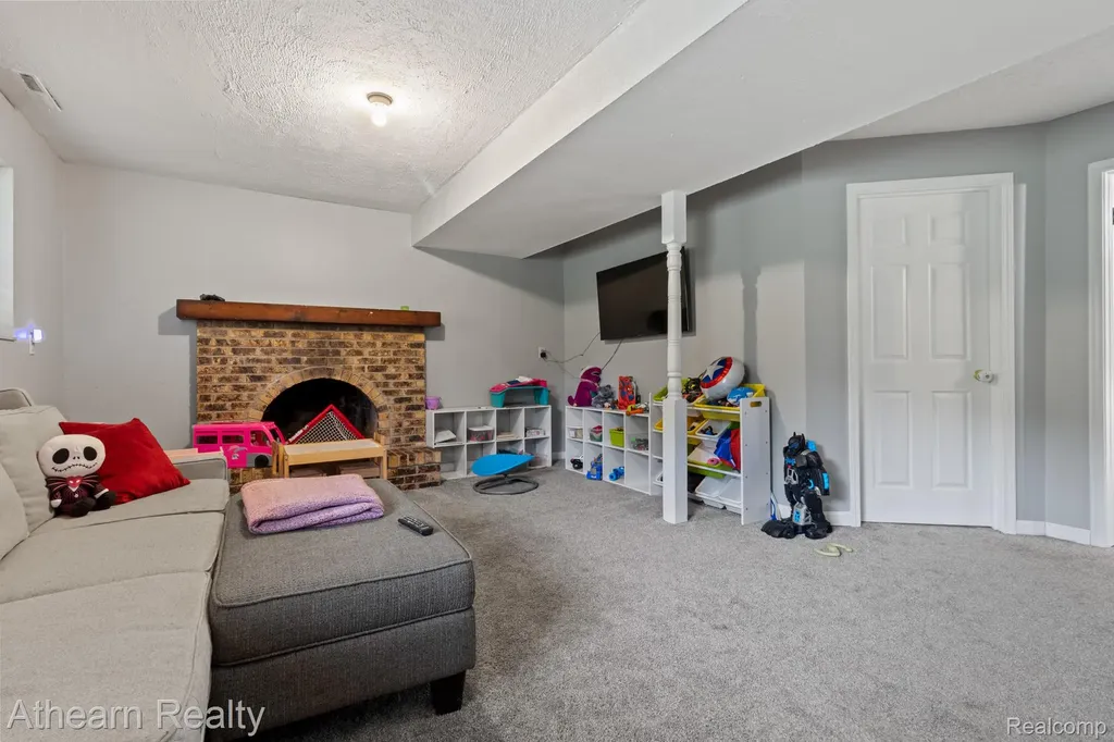7156 Sharp Road Mundy Township MI 48473