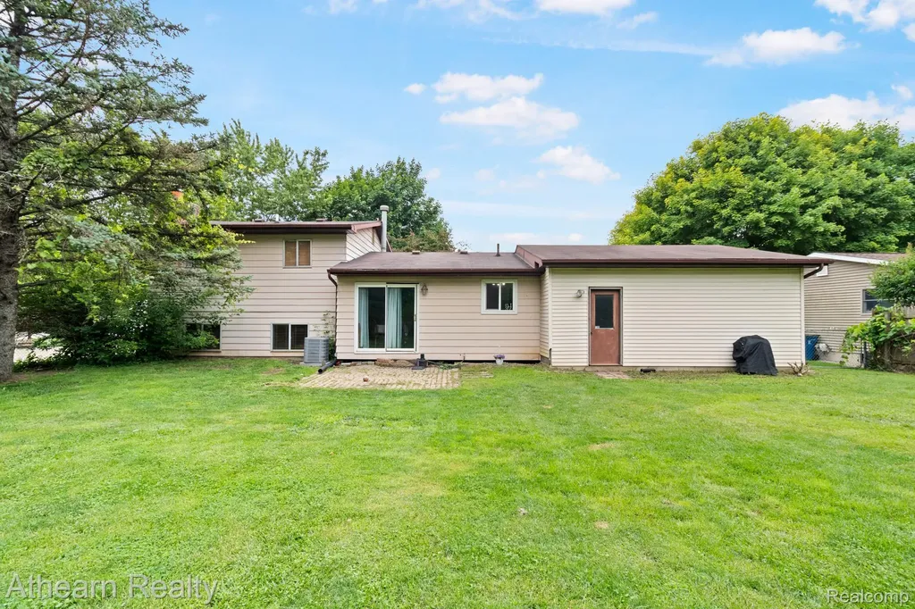 7156 Sharp Road Mundy Township MI 48473