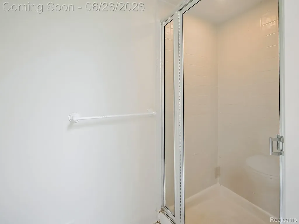 29523 Shenandoah Drive Farmington City MI 48331