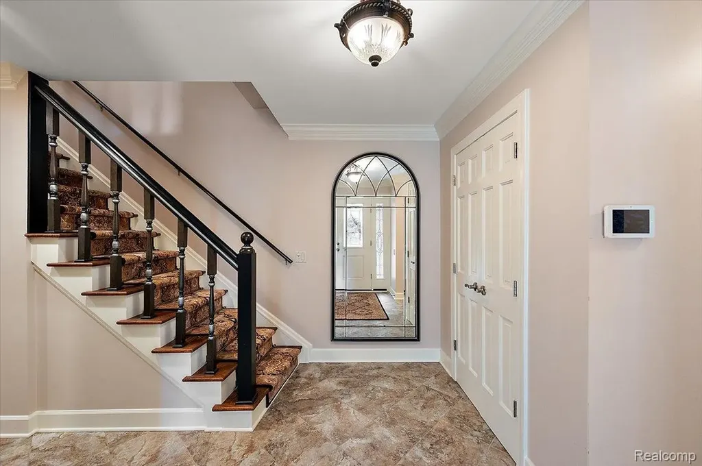 1161 Hillpointe Circle Bloomfield Hills City MI 48304
