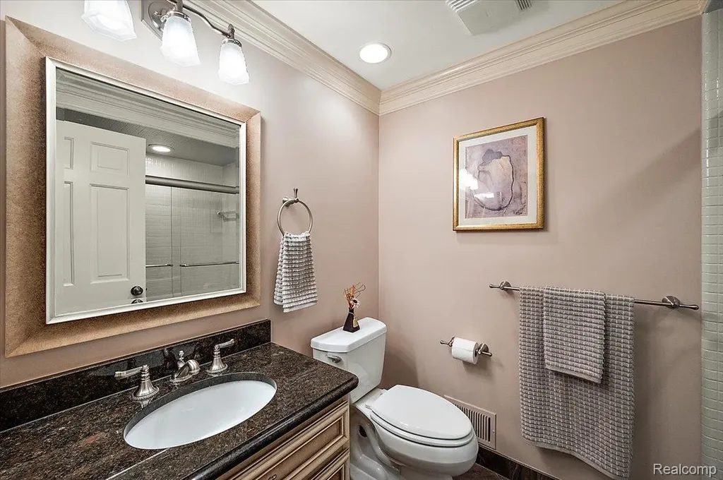 1161 Hillpointe Circle Bloomfield Hills City MI 48304