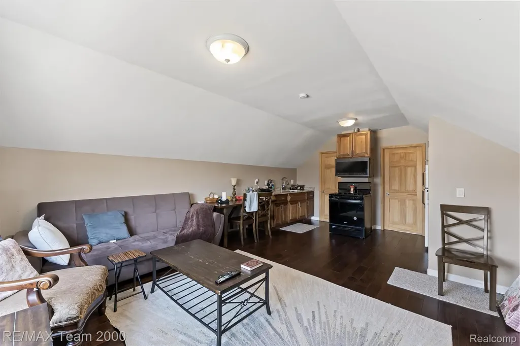 5734 N Gulley Road Dearborn City MI 48127
