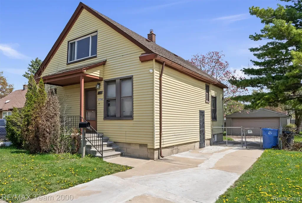 5734 N Gulley Road Dearborn City MI 48127
